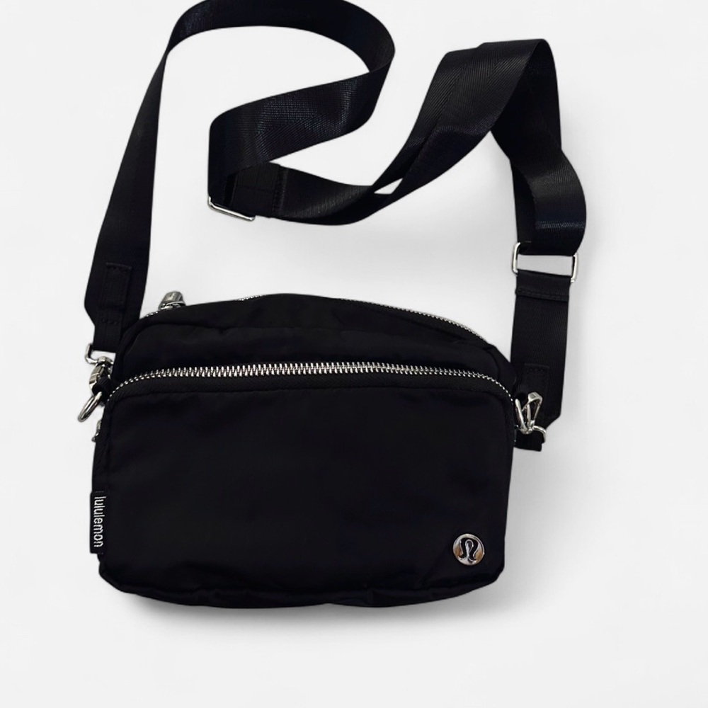 lululemon athletica Black crossbody
